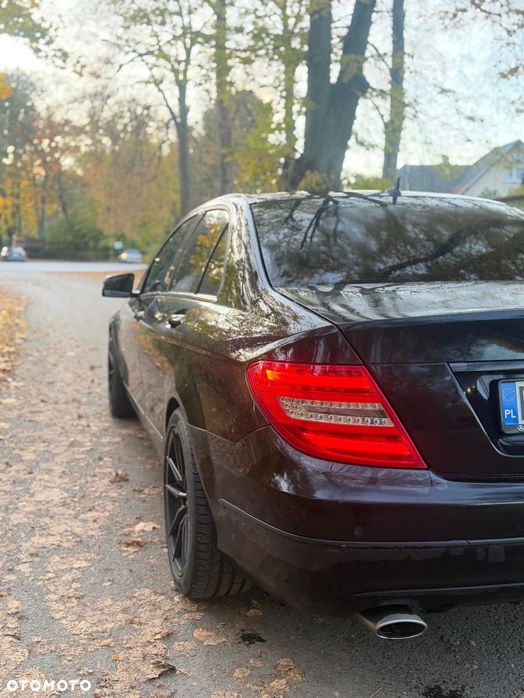 Mercedes-Benz Klasa C - 2