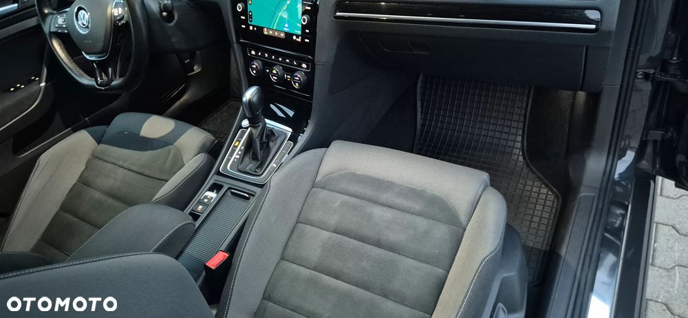 Volkswagen Golf - 15