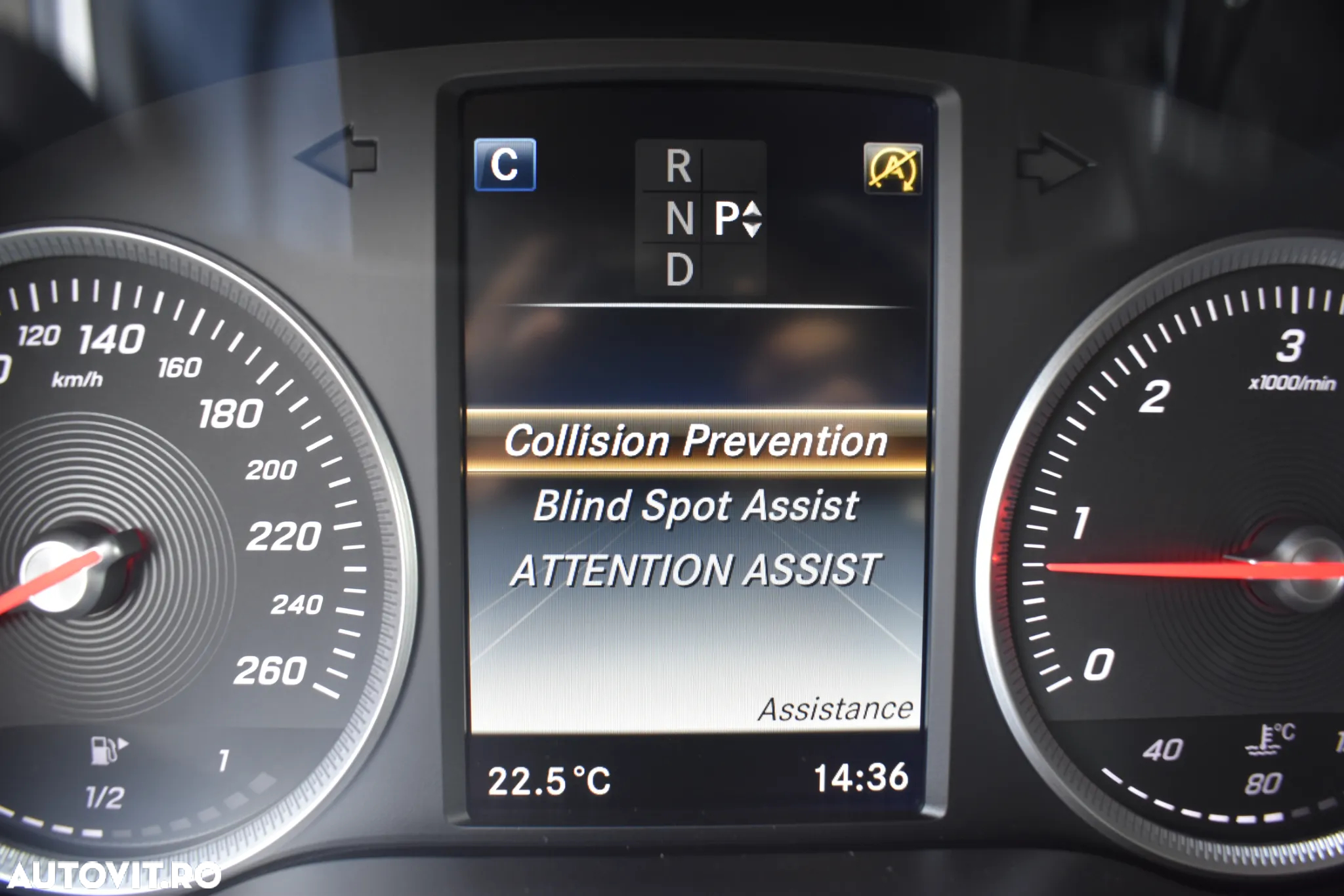Mercedes-Benz GLC 220 d 4MATIC - 12
