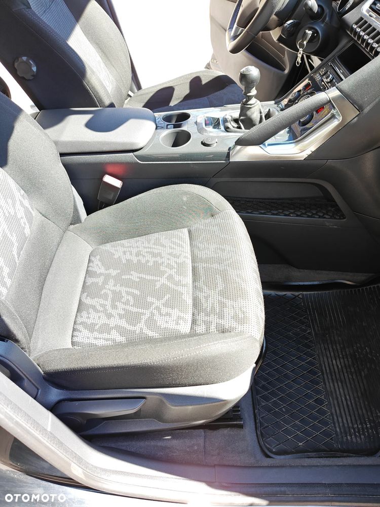 Peugeot 3008 1.6 Active - 9