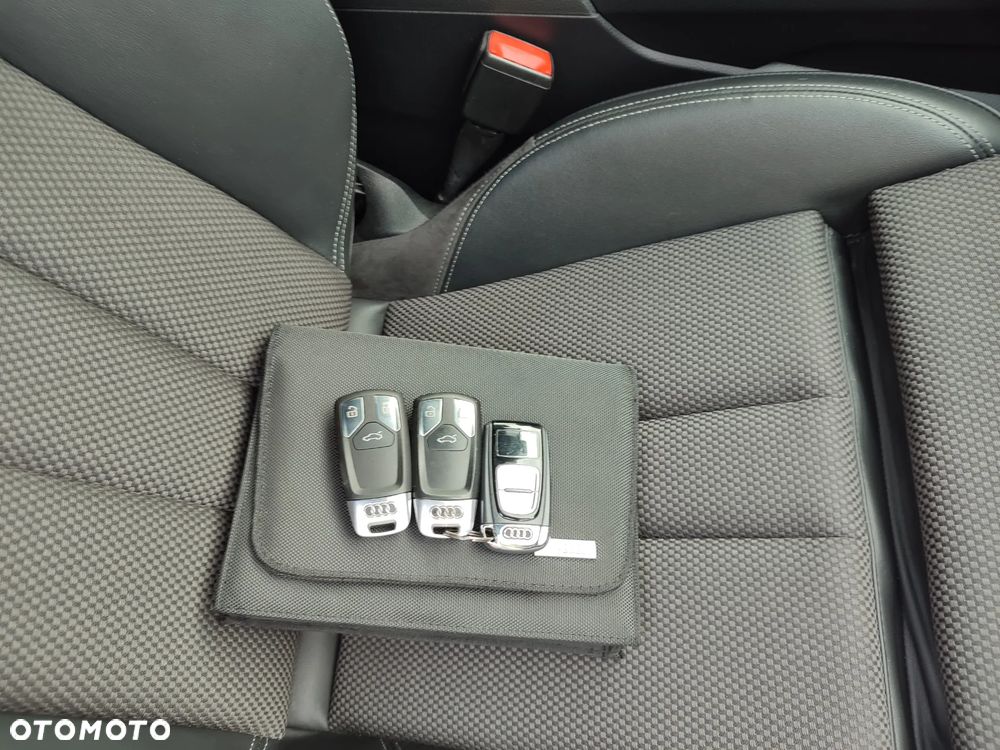Audi A4 Avant 2.0 TDI Quattro Sport S tronic - 19