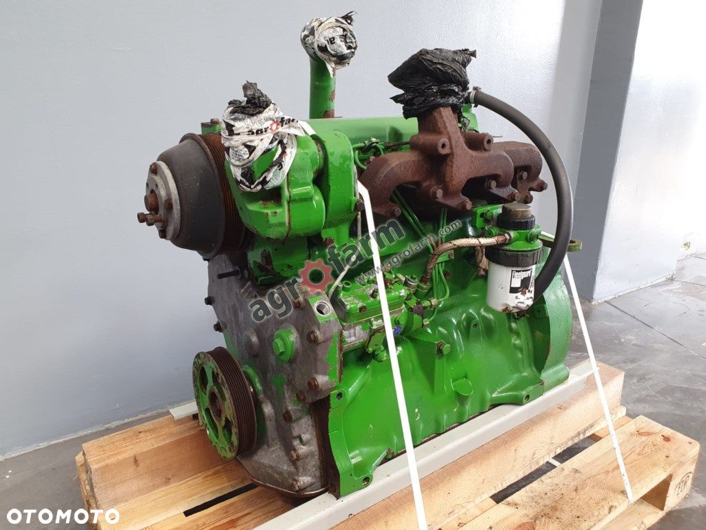 SILNIK JOHN DEERE 6300 4039 TL RE53068 - 1