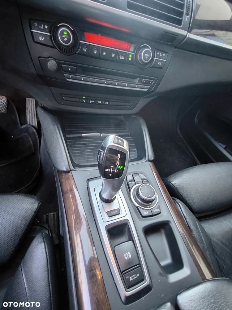 BMW X6 - 13