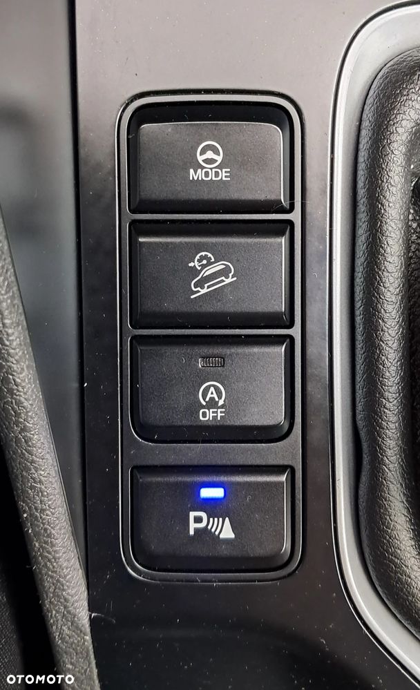 Hyundai Tucson blue 1.7 CRDi 2WD Style - 24