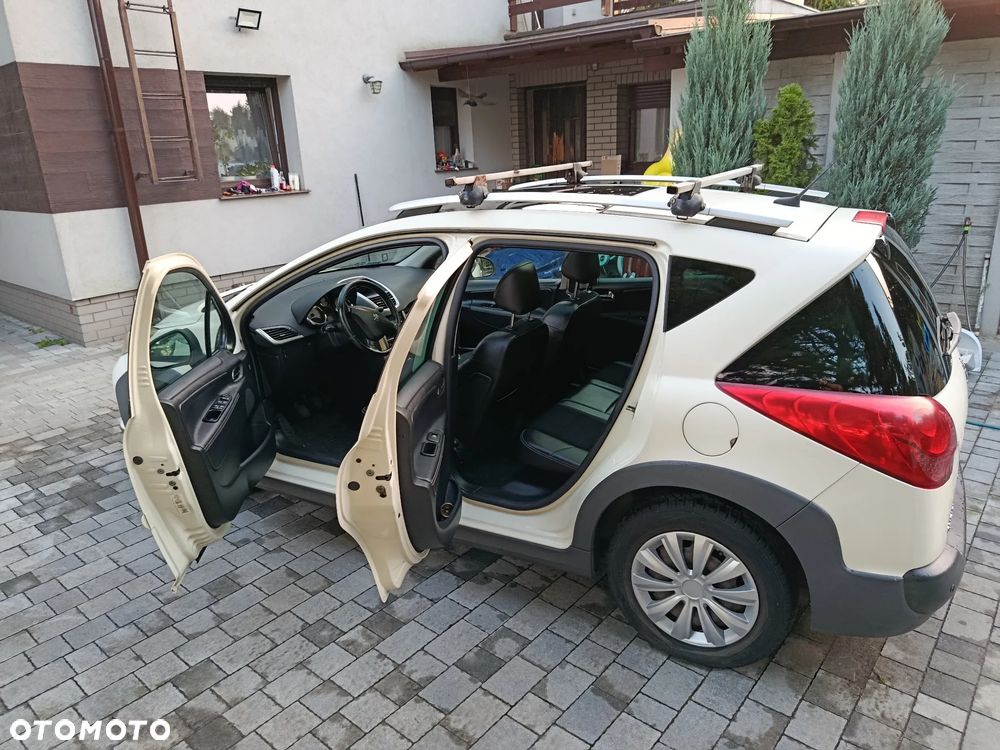 Peugeot 207 1.6 - 10