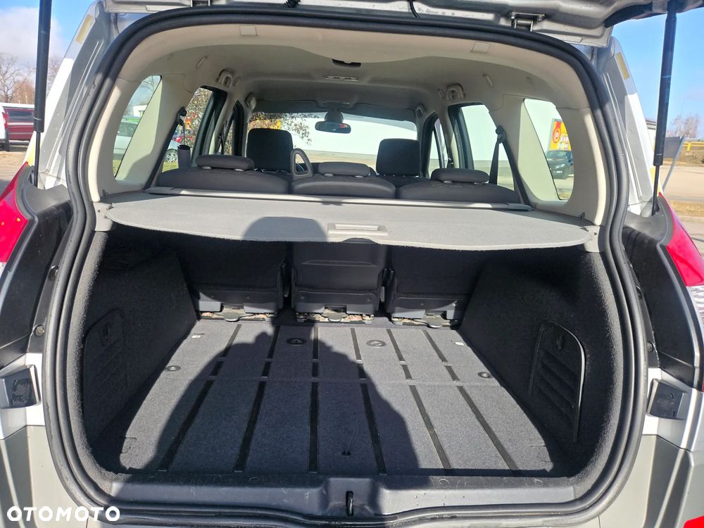 Renault Scenic - 9