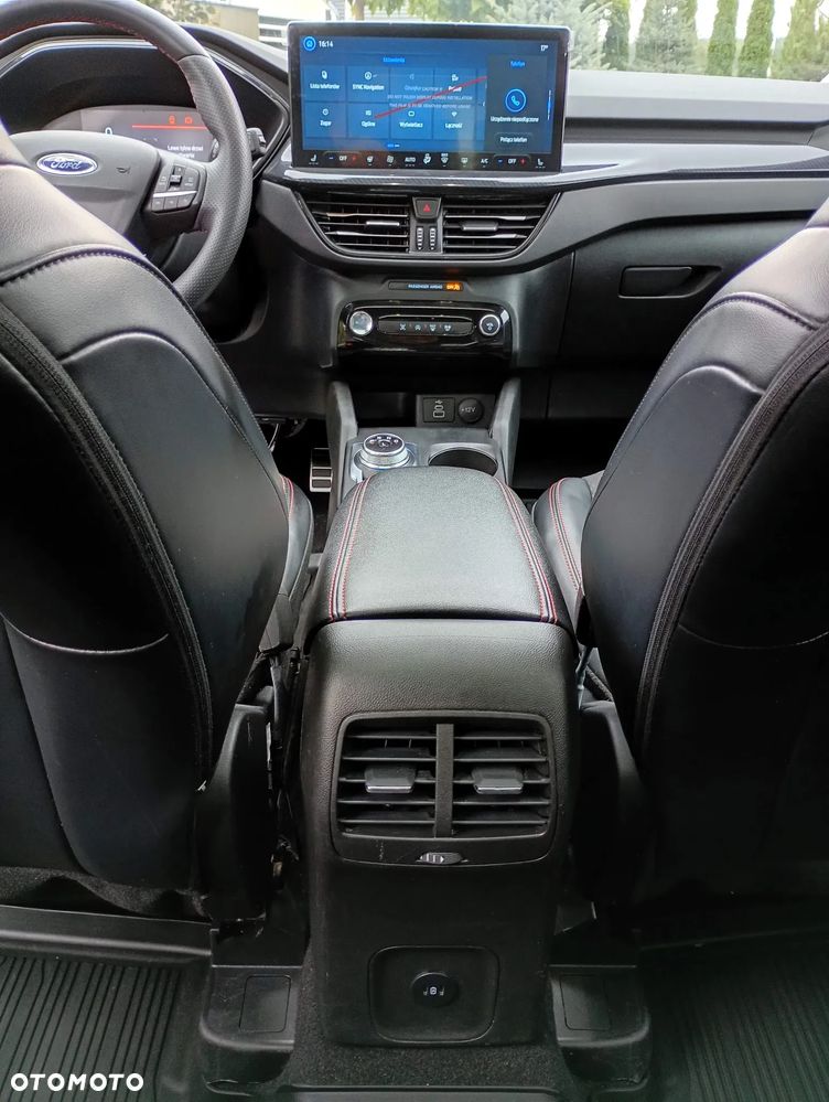 Ford Kuga - 30