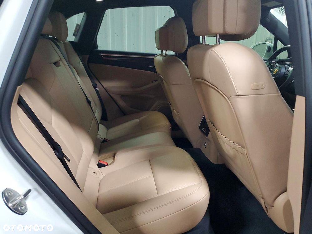 Porsche Macan - 8