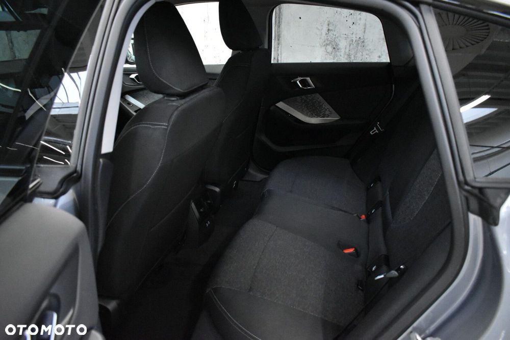 BMW Seria 2 - 17
