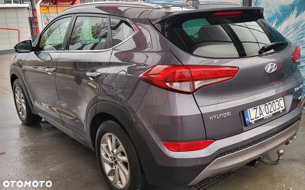 Hyundai Tucson 2.0 CRDi 4WD Automatik Advantage - 4