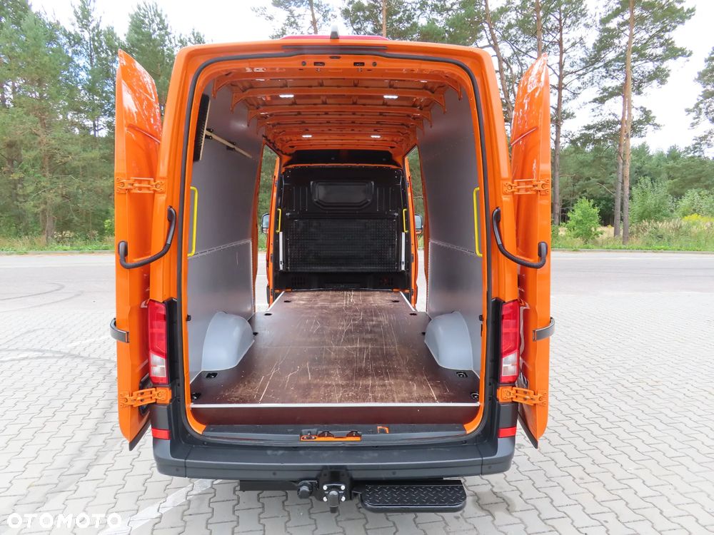 Volkswagen Crafter 35 BiTDI 2.0 177 KM 4Motion 4x4 Automat 8-Mio Biegowy Blaszak Furgon L4H2 Rozstaw Osi 4490 mm Drzwi Przesuwne Z Obu Stron FULL OPCJA WYPOSAŻENIA HAK 3000 Kg WZMACNIANY Stan Wizualny I Techniczny JAK NOWY Gotowy Dostępny OKAZJA POLECAM - 7