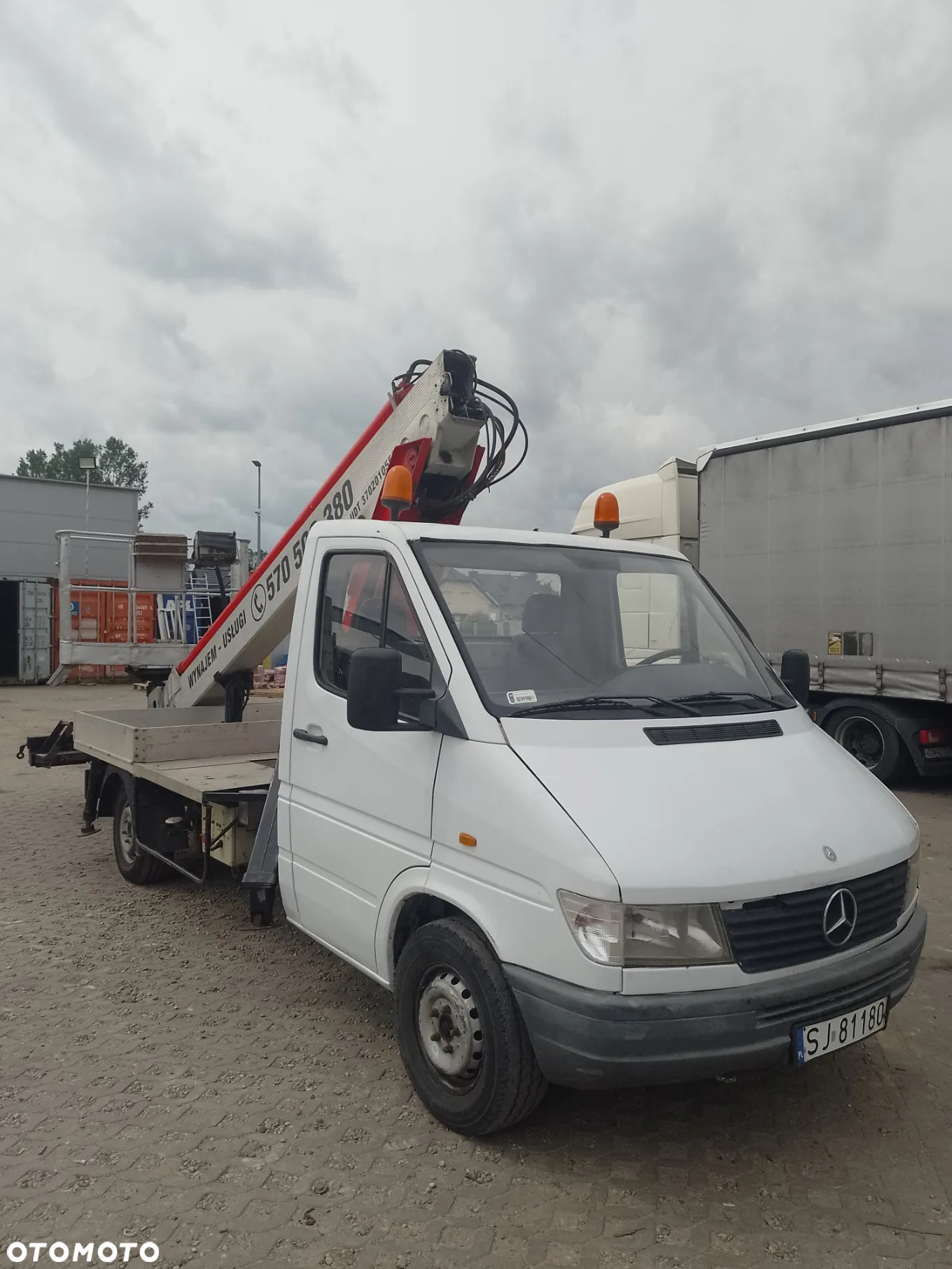Mercedes-Benz MULTITEL 180 ALU - 12
