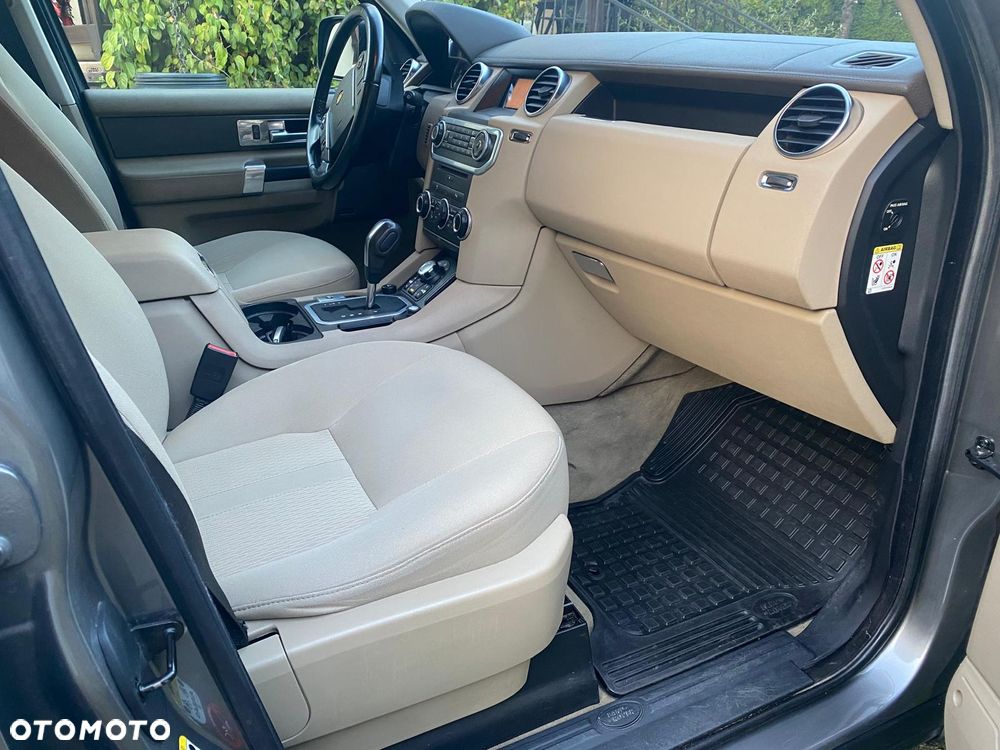 Land Rover Discovery 3.0 TD V6 SE - 14
