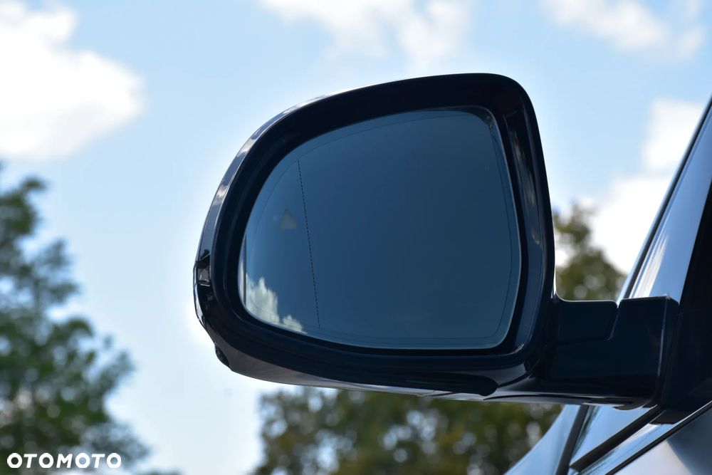 BMW X7 xDrive40d mHEV Individual Edition sport - 9
