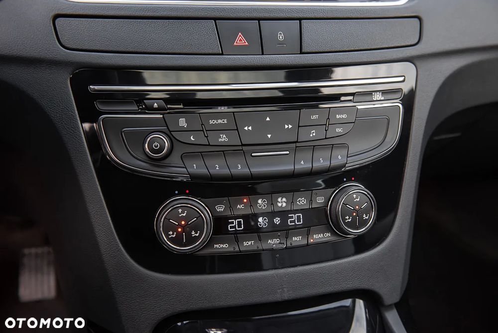 Peugeot 508 RXH 2.0 HDi HYbrid4 - 24