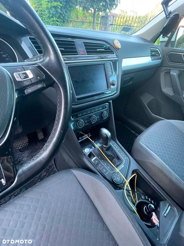 Volkswagen Tiguan - 6