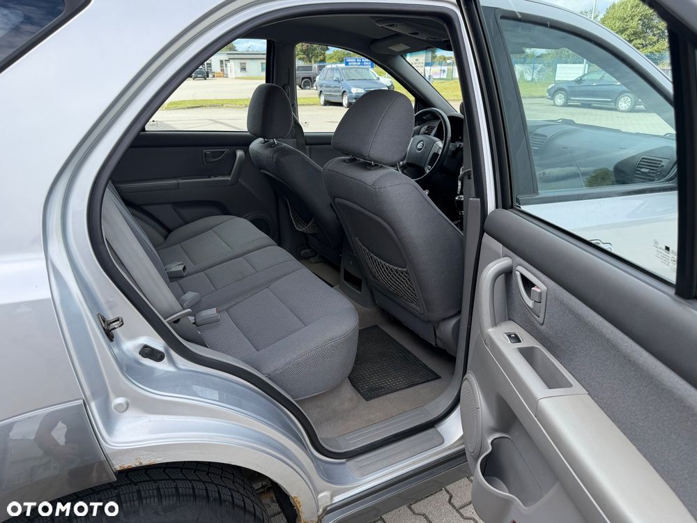 Kia Sorento 2.5 CRDi EX - 26