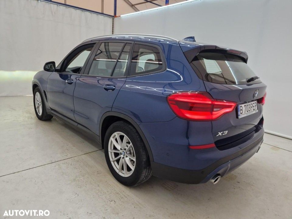 BMW X3 xDrive20d AT Advantage - 3