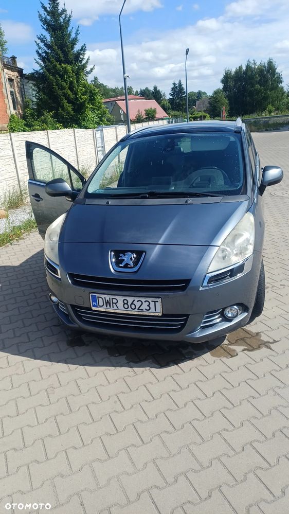 Peugeot 5008 - 2