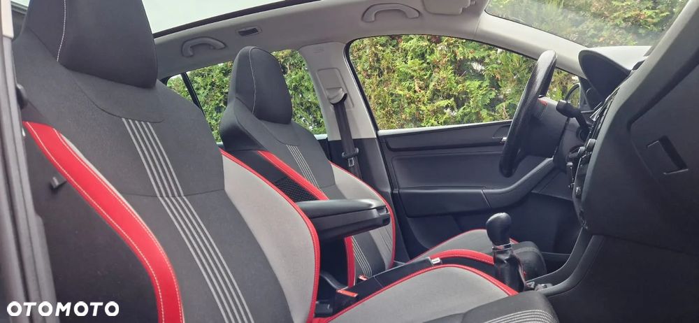 Skoda RAPID Spaceback 1.6 TDI Monte Carlo - 9