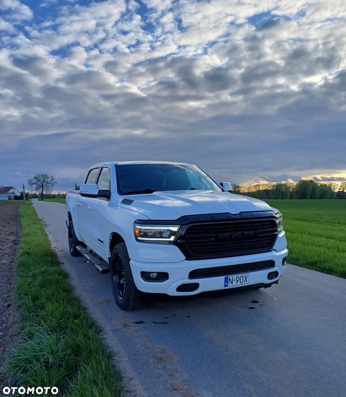 Dodge RAM 1500 5.7 4x4 - 1
