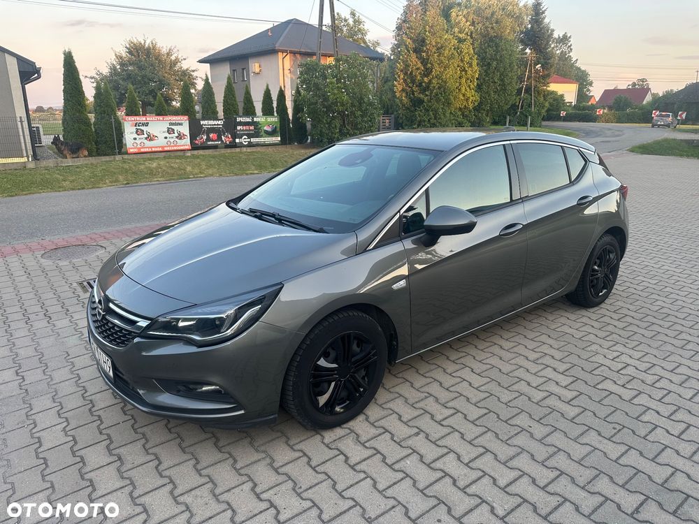 Opel Astra 1.4 T Elite - 1