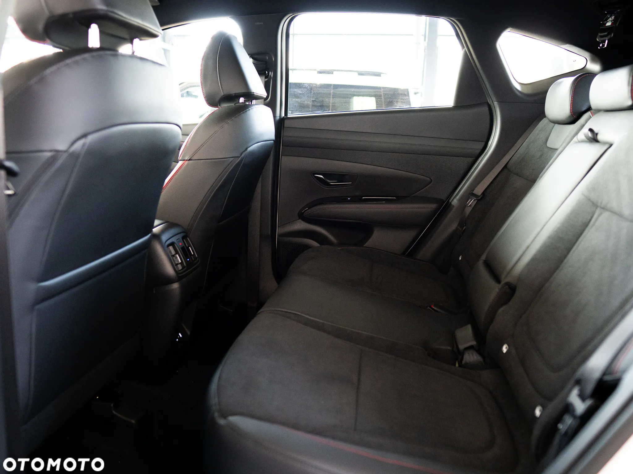 Hyundai Tucson 1.6 T-GDi HEV N-Line 2WD - 16
