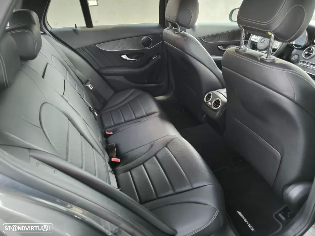 Mercedes-Benz C 300 de AMG Line - 27