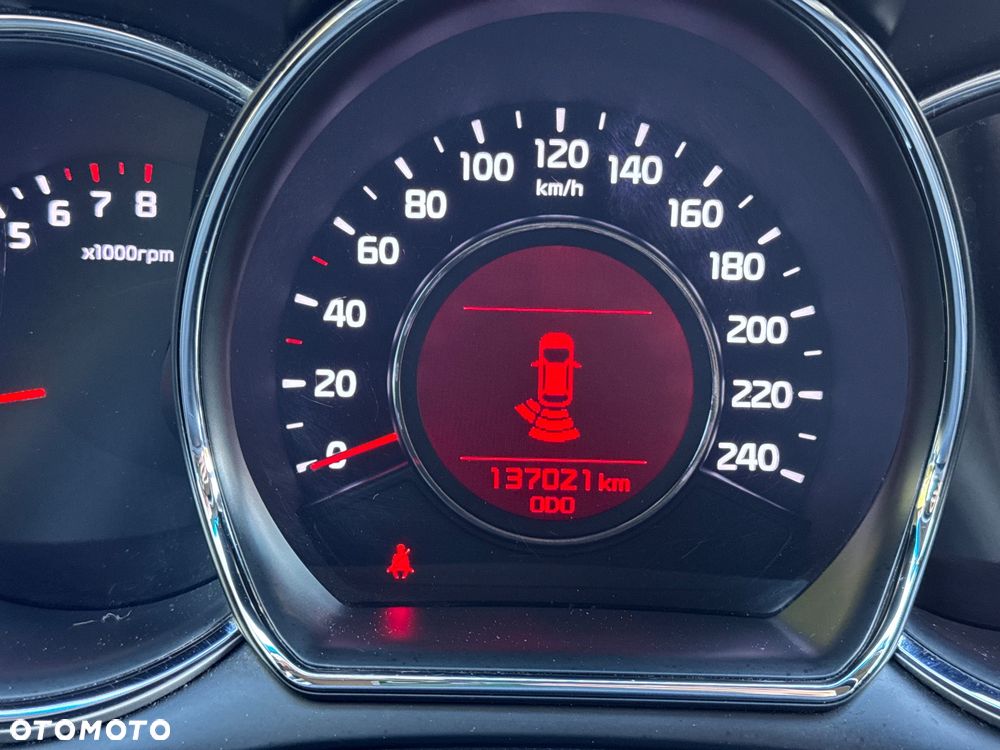 Kia Ceed 1.4 CVVT SW Fifa World Cup Edition - 32