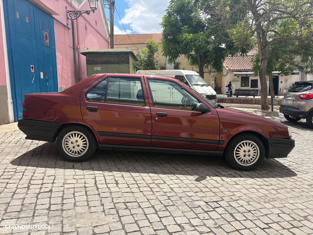 Renault 19 - 11
