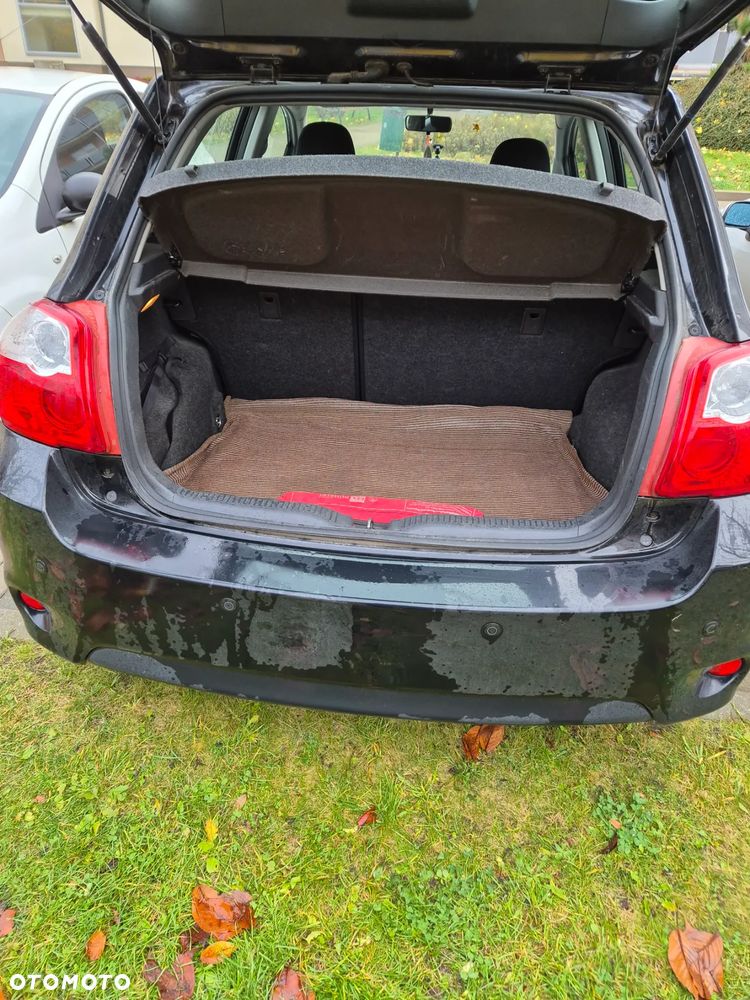 Toyota Auris 1.6 Active - 12