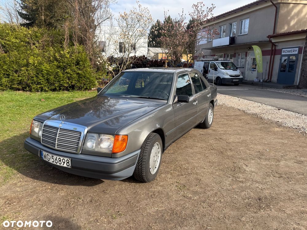 Mercedes-Benz W124 (1984-1993) - 5