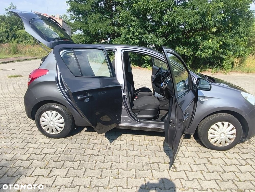 Hyundai i20 1.2 Edition 20 - 8
