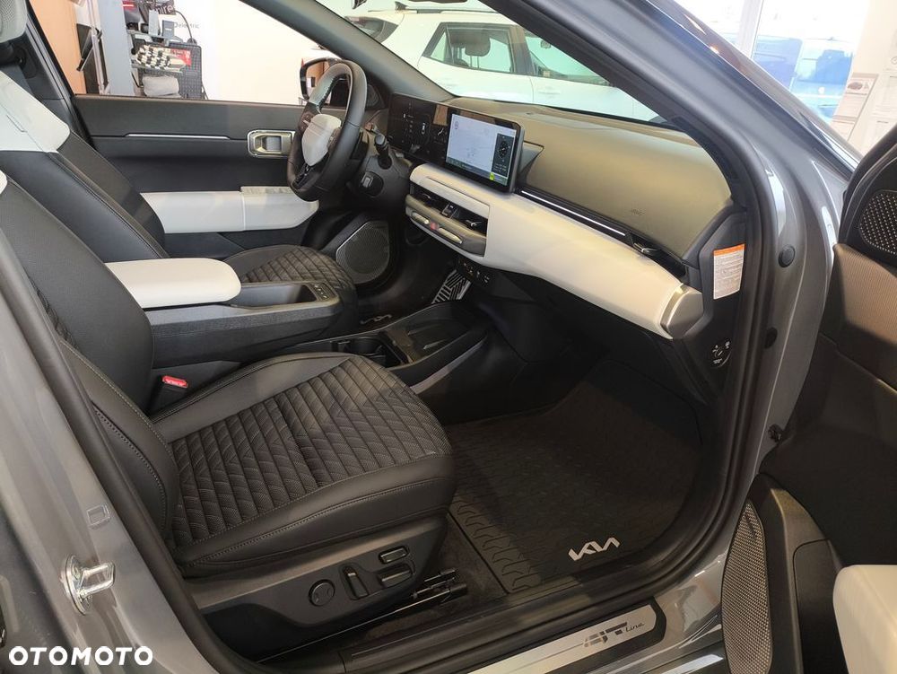 Kia EV4 - 11