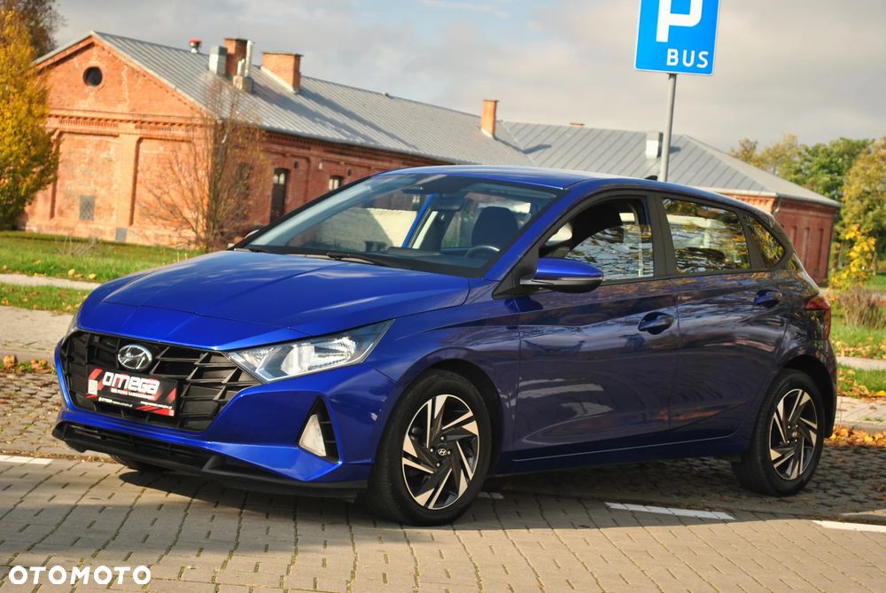 Hyundai i20 blue 1.2 Pure - 1
