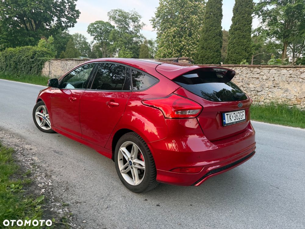 Ford Focus 2.0 TDCi Red Edition ASS - 12