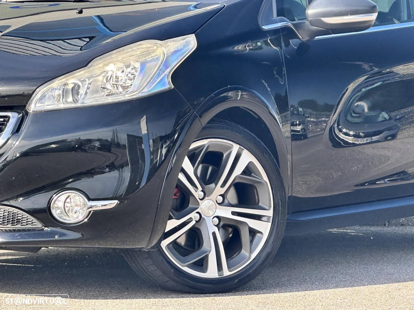 Peugeot 208 GTI 200 THP - 4