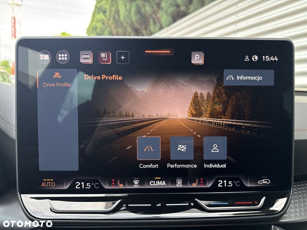 Cupra Leon 1.5 eTSI DSG - 25