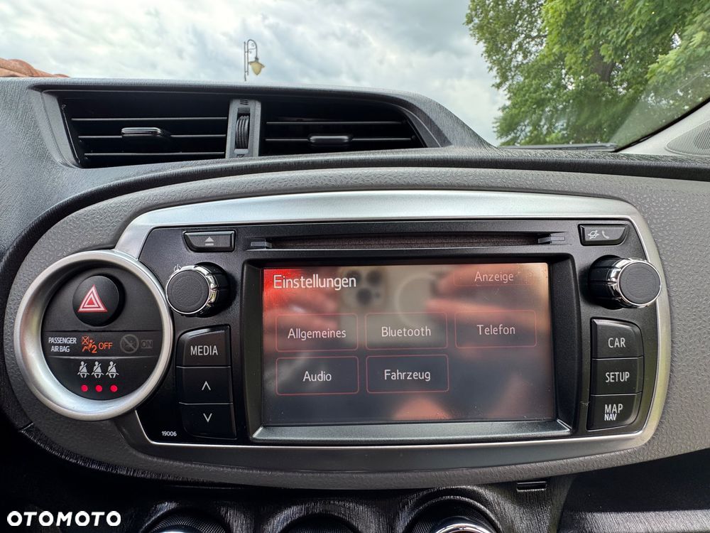 Toyota Yaris - 18