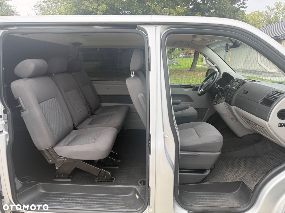 Volkswagen Transporter - 8