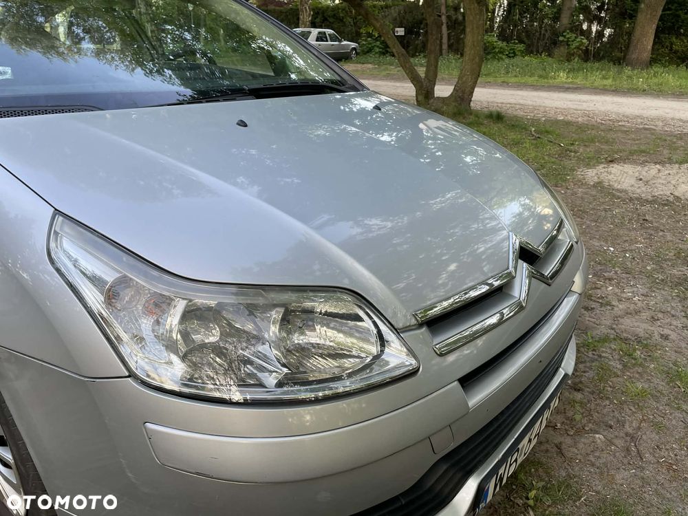 Citroën C4 1.6 16V VTR - 2