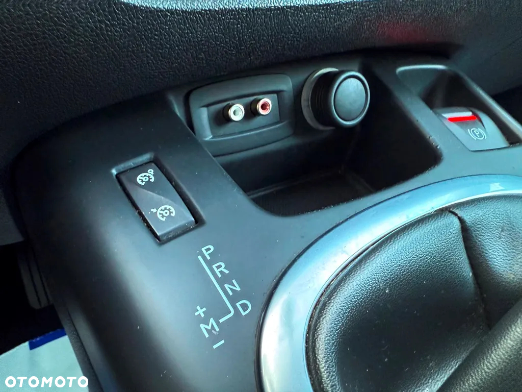 Renault Scenic 1.5dCi TomTom Edition EDC - 38