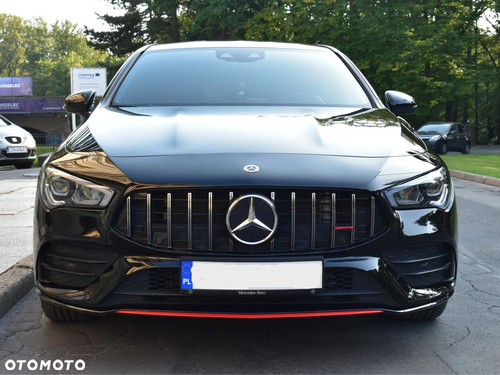 Mercedes-Benz CLA 200 d Shooting Brake - 1