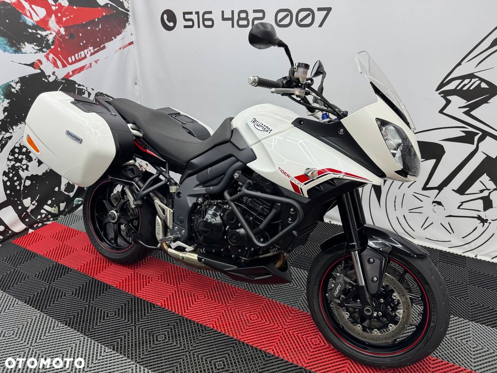 Triumph Tiger - 3