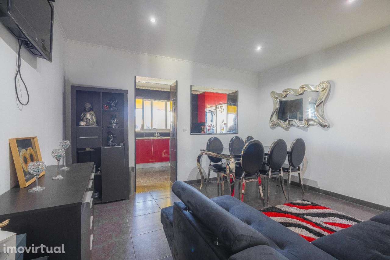 Moradia T2 transformada em T3, totalmente renovada, Vila Nova de Gaia - Grande imagem: 2/47