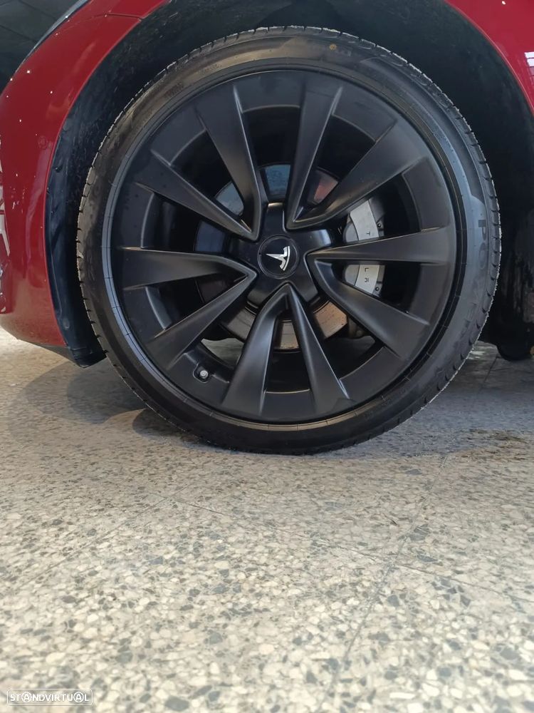 Tesla Model 3 Long-Range Dual Motor AWD - 37