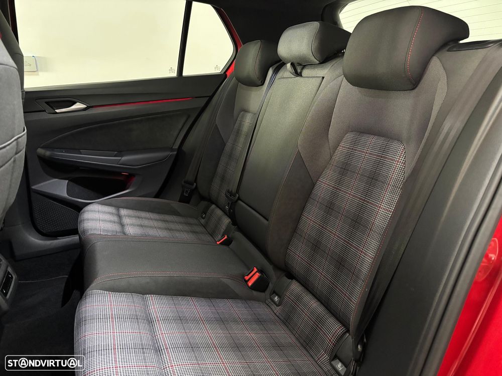 VW Golf 2.0 TSI OPF DSG GTI - 20