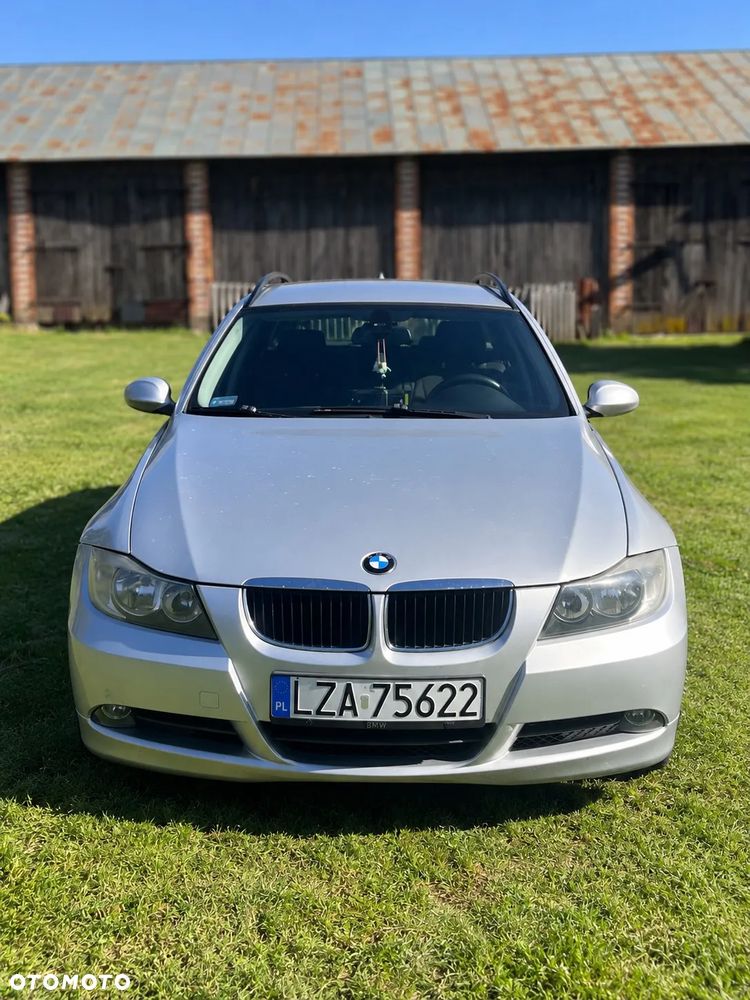 BMW E91 320I