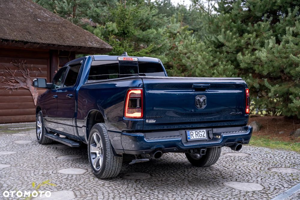 Dodge RAM 5.7 4x4 - 12