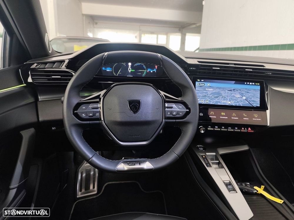 Peugeot e-308 58 kWh GT - 13